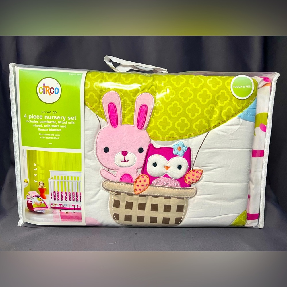 Circo 4 piece nursery set